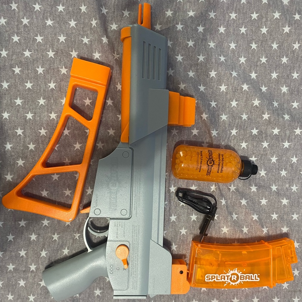 SplatBall Full And Semi Auto Electric
Rechargeable Soft Water Bead Ball Blaster